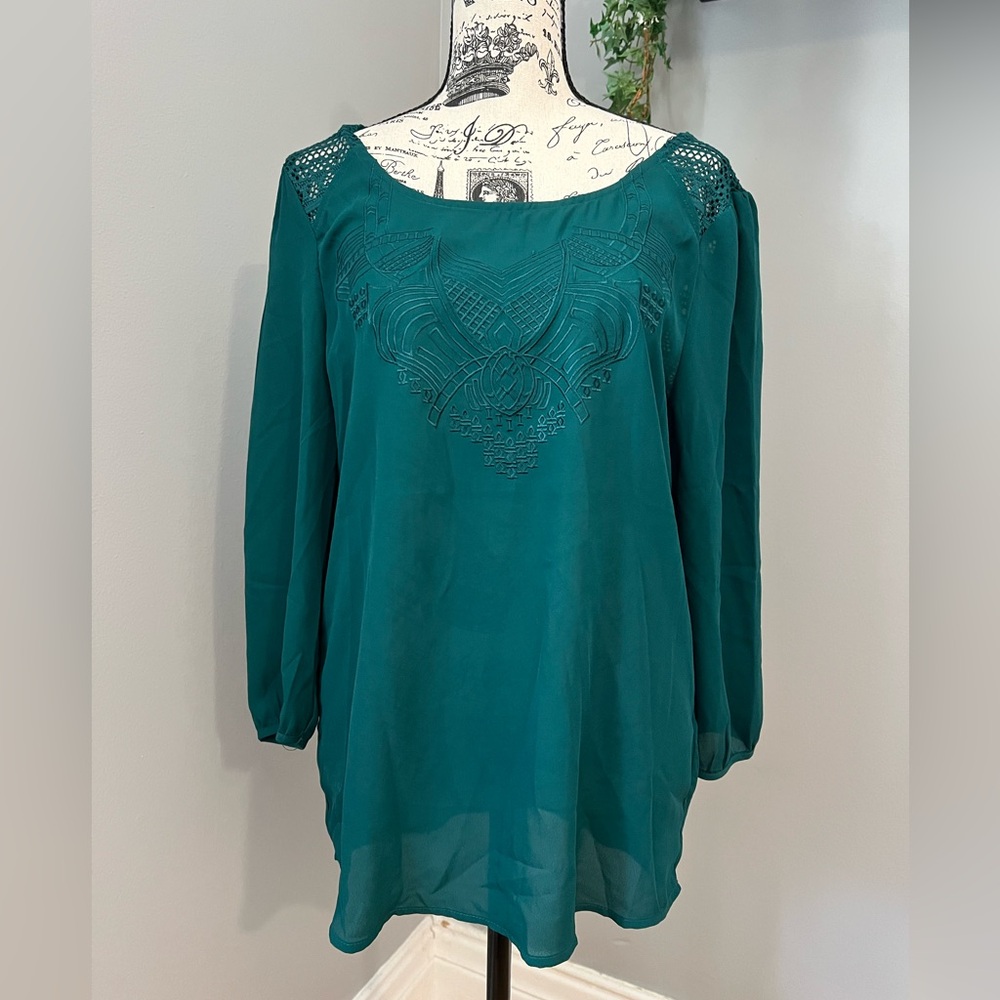 Maurice’s Chiffon Crochet Blouse Fashion Top - Picture 2 of 7